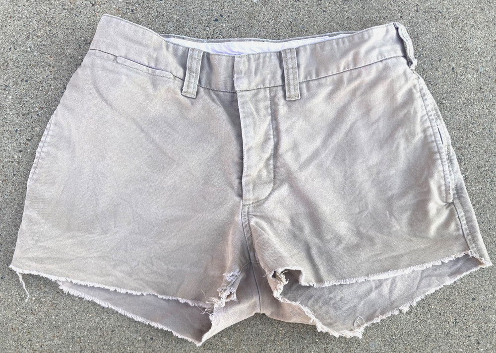Y2K vintage Khaki abercrombie & fitch womens mini shorts size 2 / 26 (flaw)