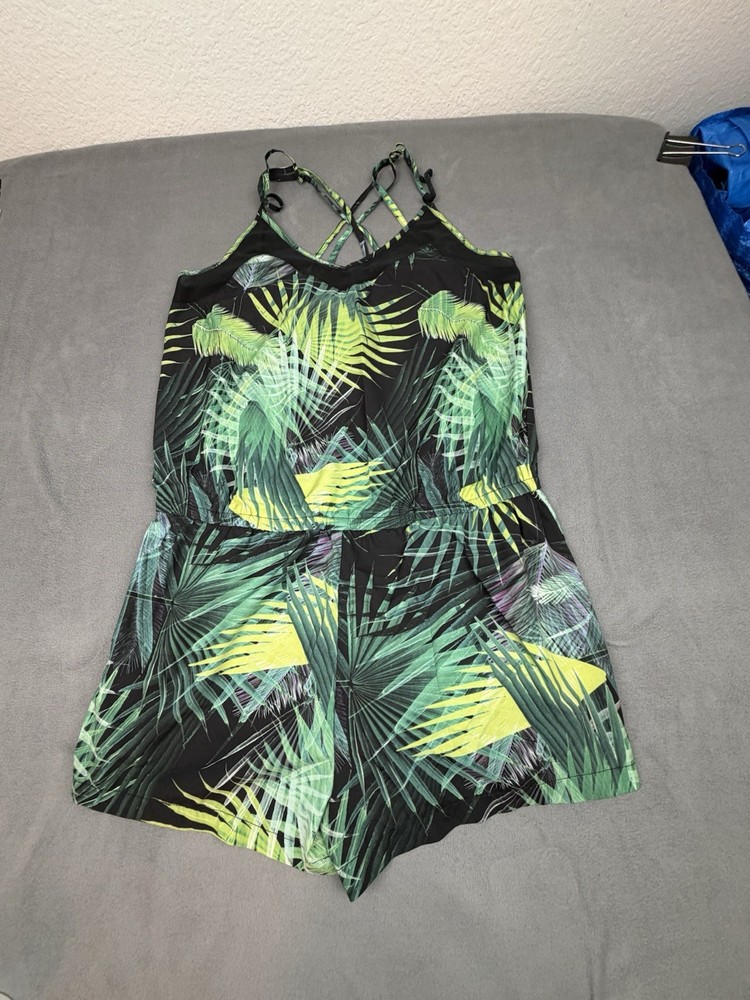 Fabletics Dash Romper Womens Large Green Tropical Forest Lightweight Flowy Soft