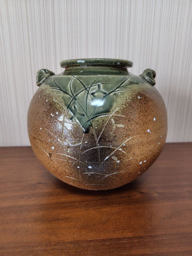 Shigaraki Ware Vase Green & Brown Glaze Ear-shaped Pottery flower planter