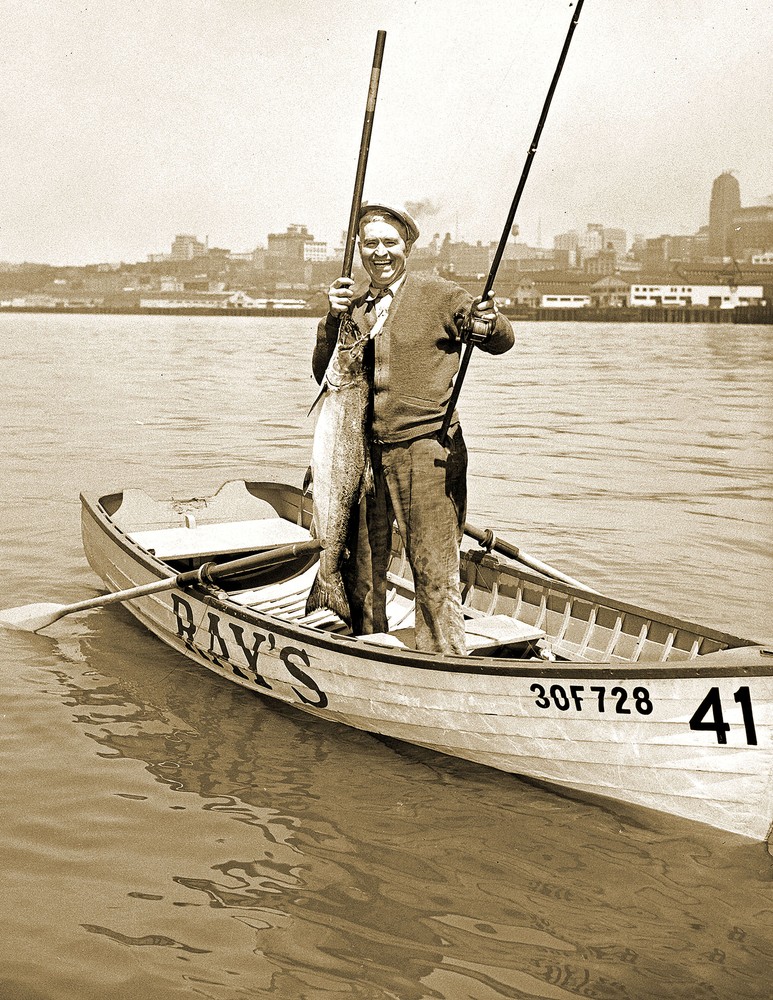 1940 Fishing for Salmon, Washington Vintage Old Photo 8.5
