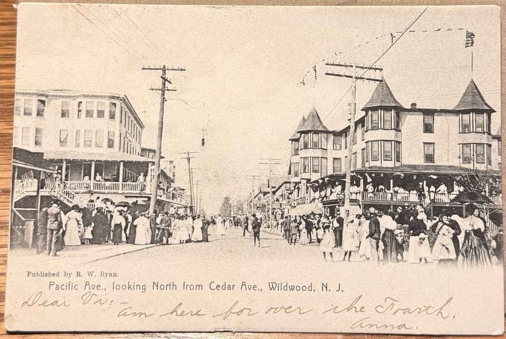 1909 Wildwood NJ, Pacific Ave. Looking North Cedar, Cape May County, Postcard