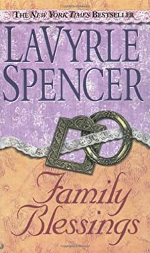 Family Blessings Mass Market Paperbound Lavyrle SpencerFree US Delivery | ISBN:0515115630