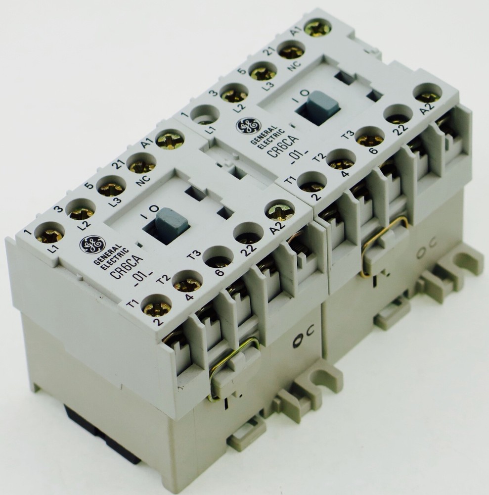 NEW GE MINIATURE DIN R.REVERSING CONTACTOR CR6VAA3B 120VAC COIL CAU4-5-01-120