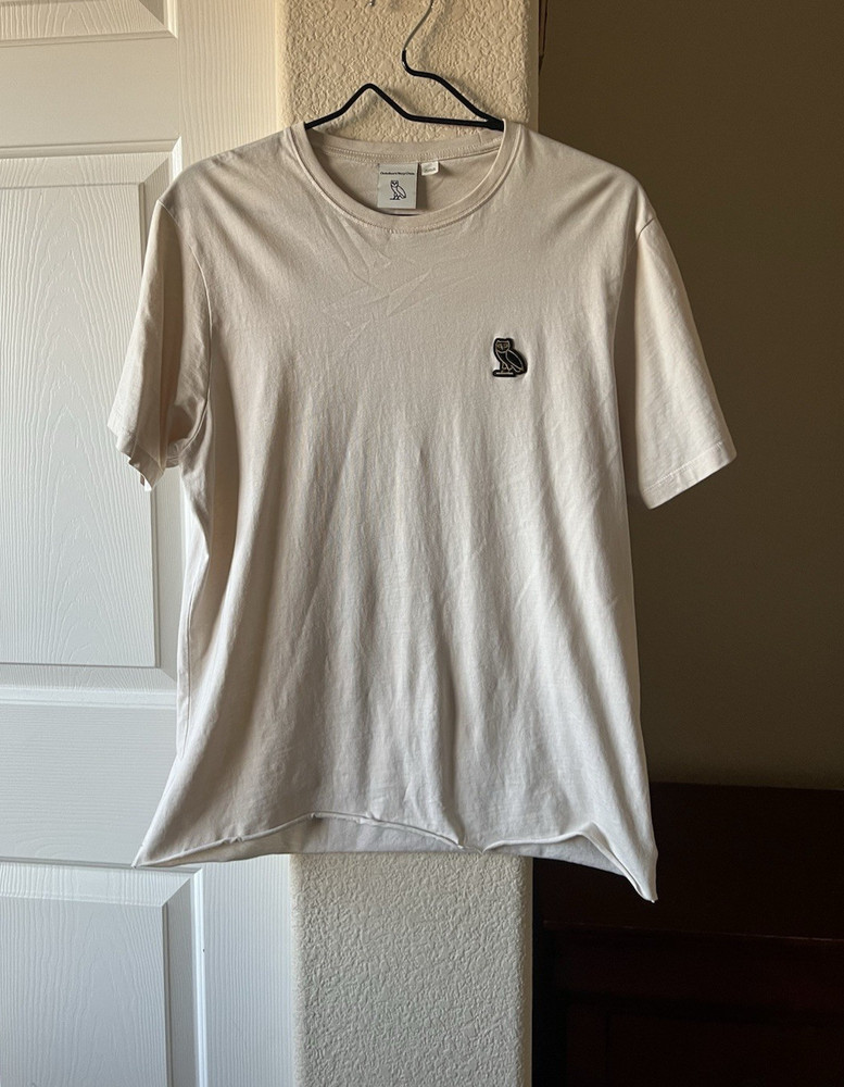 October's Very Own Owl Patch Beige Cotton Men's T-Shirt Size M