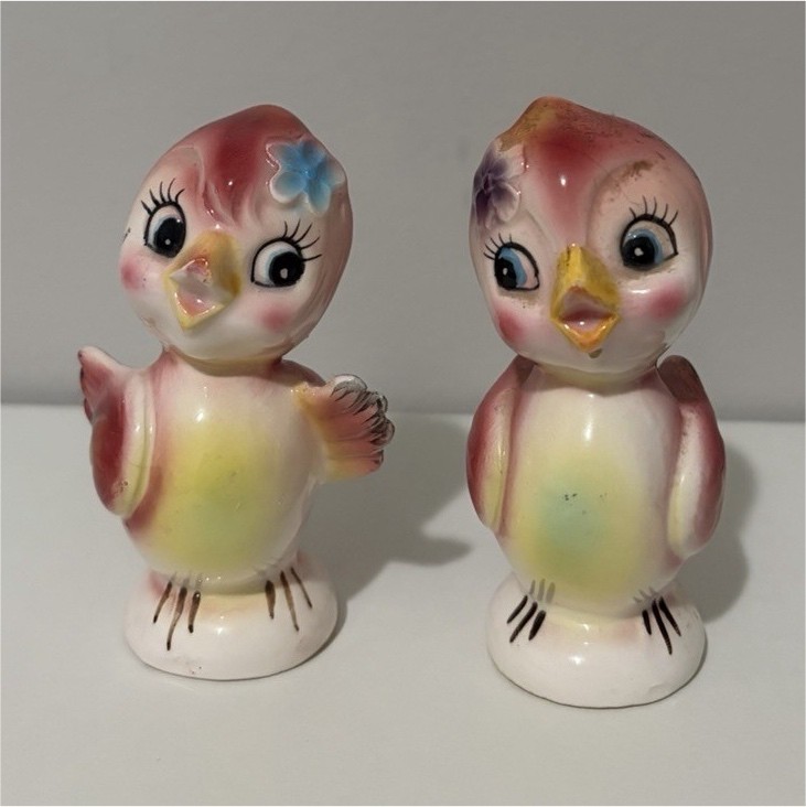 Vintage Japan Bird Ceramic Salt & Pepper Shaker Set, Pink/White/Yellow, 2pc