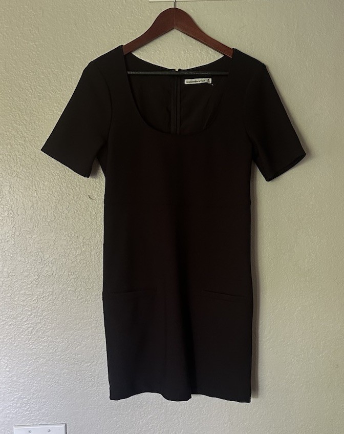 Womens Abercrombie & Fitch black dress Short Sleeve  size Medium