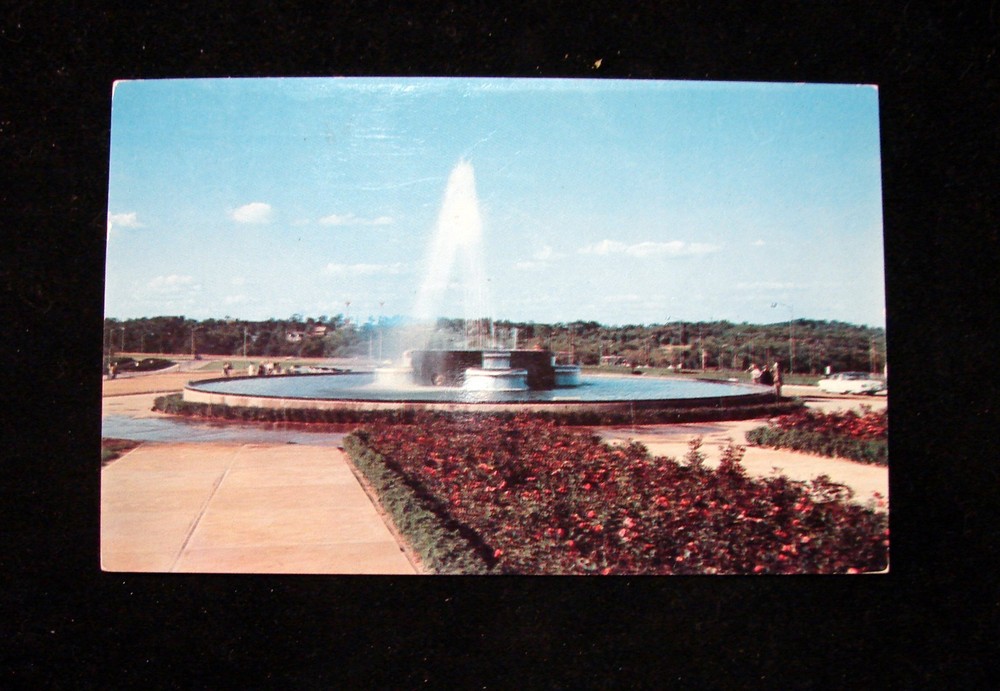 Vintage Postcard 