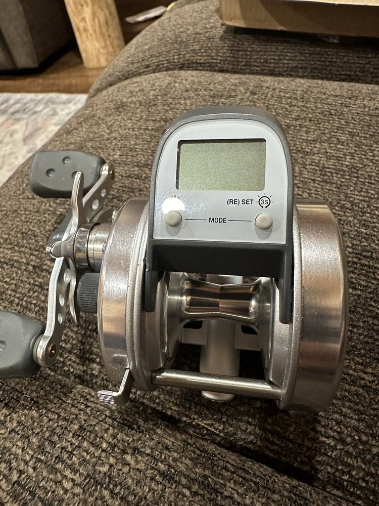 NEW - ABU GARCIA AMBASSADEUR FISHING REEL - 5501-S Line Counter, Left Handed NEW