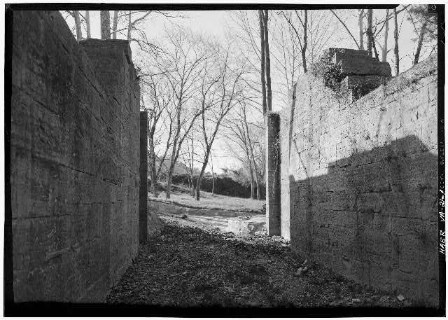 1. GENERAL VIEW FROM SOUTHEAST, INSIDE LOCK NORTHWEST - James River &
