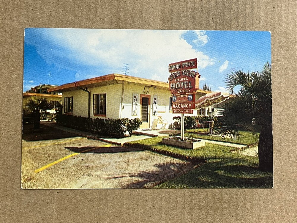 Postcard Clearwater Beach Florida FL Sea Gem Apartments Motel Vintage Roadside