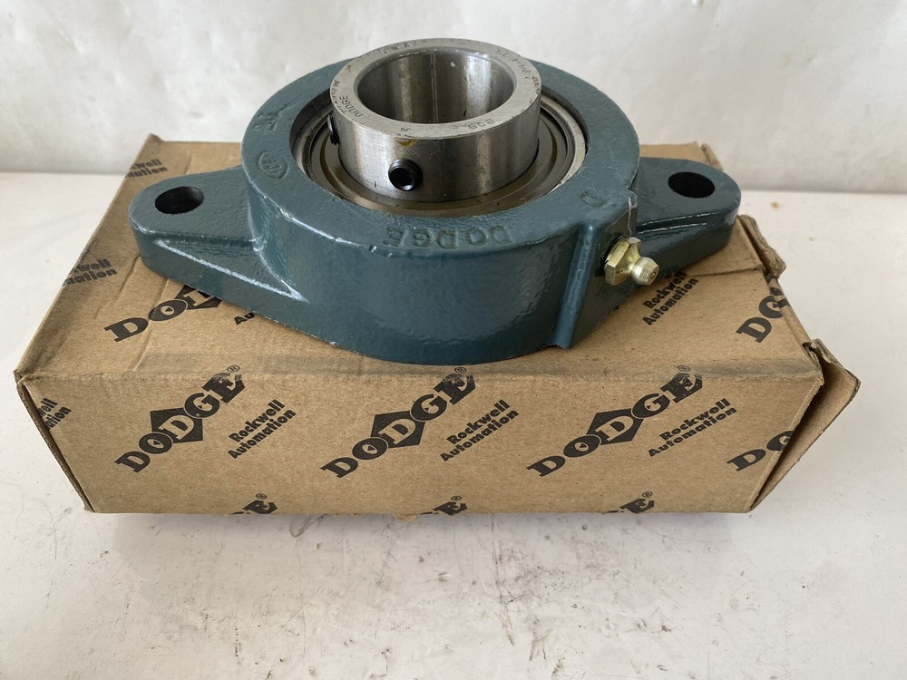 Dodge Flange Bearing 124268 F2B-SC-108 1-1/2