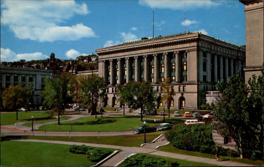 Duluth Minnesota ~ civic Center building ~ 1950s cars ~ postcard sku275