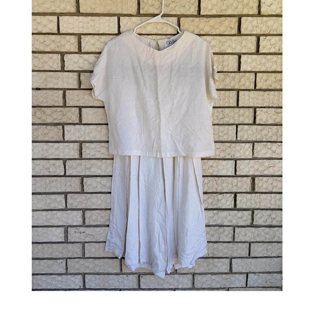 Vintage Te Czar Women's White 2-Pc Cotton Woven Top & Skirt Set M Embroidered