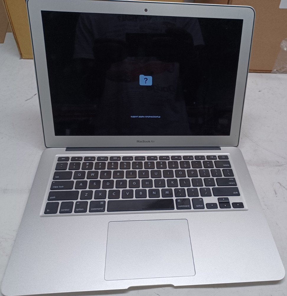 Apple MacBook Air 13