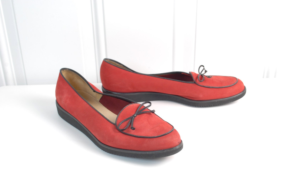 SALVATORE FERRAGAMO Red Suede w/ Black Patent Leather Piping/Bow Loafers US 8B