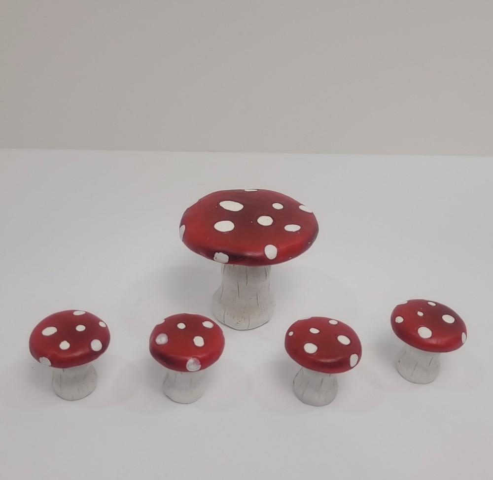 Set Of 5 Mini Mushrooms Red White Polka Dot Resin Figurines Decor