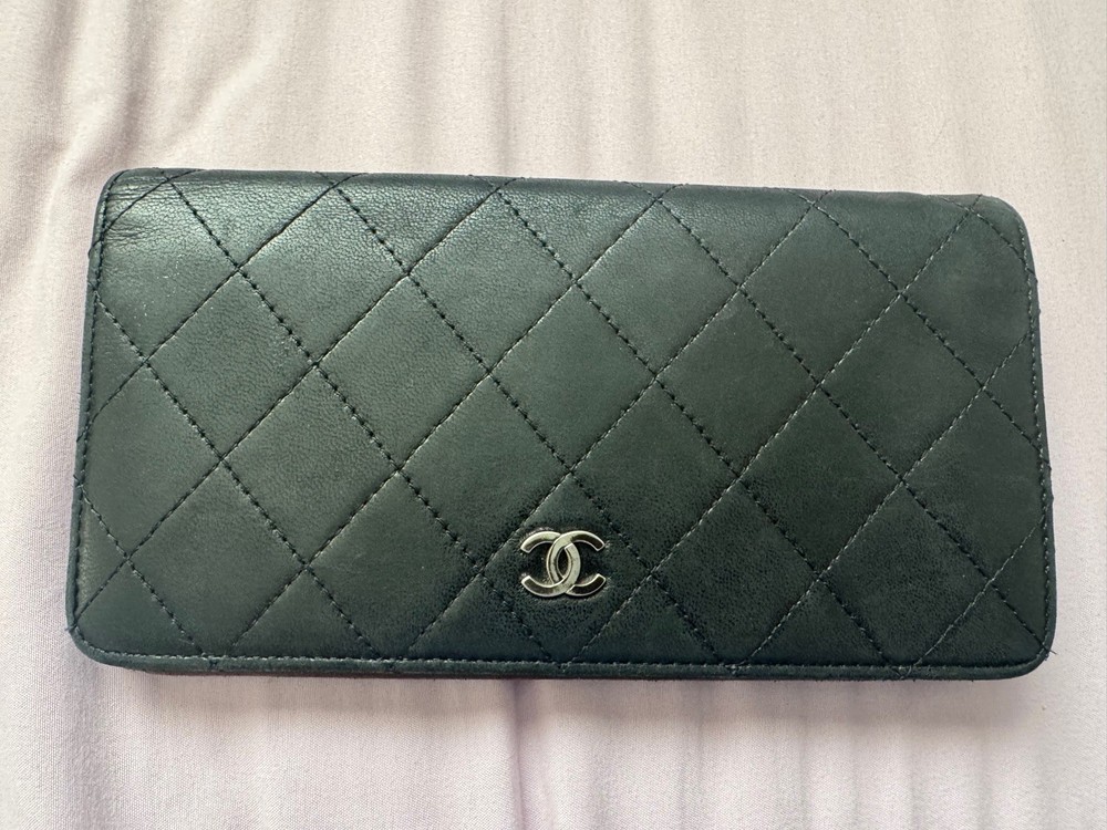 Chanel Matelasse Coco Mark Fold Long Wallet Lambskin Black CC Logo Authentic