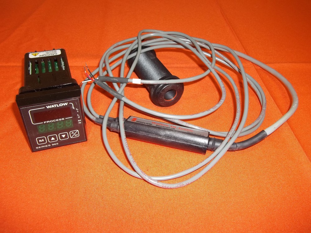 NEW Watlow 965A-3CD0-00RG IR Junior Temperature / Process Controller
