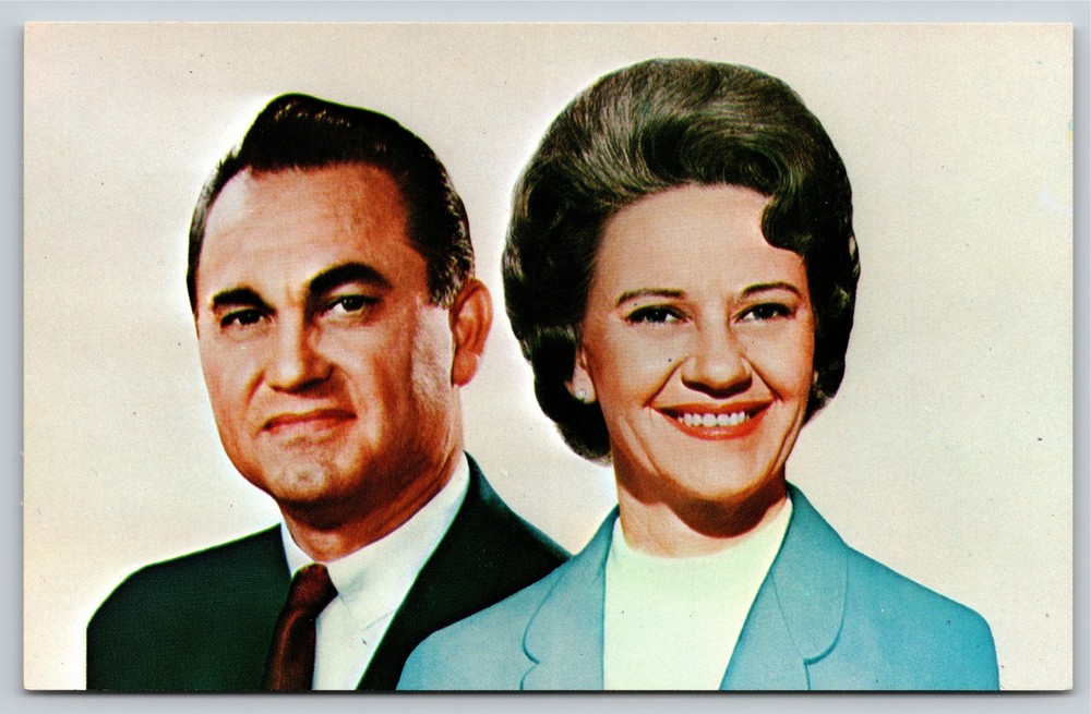 Patriotic-Politics-Presidents~Mr. & Mrs. George C Wallace~Vintage Postcard