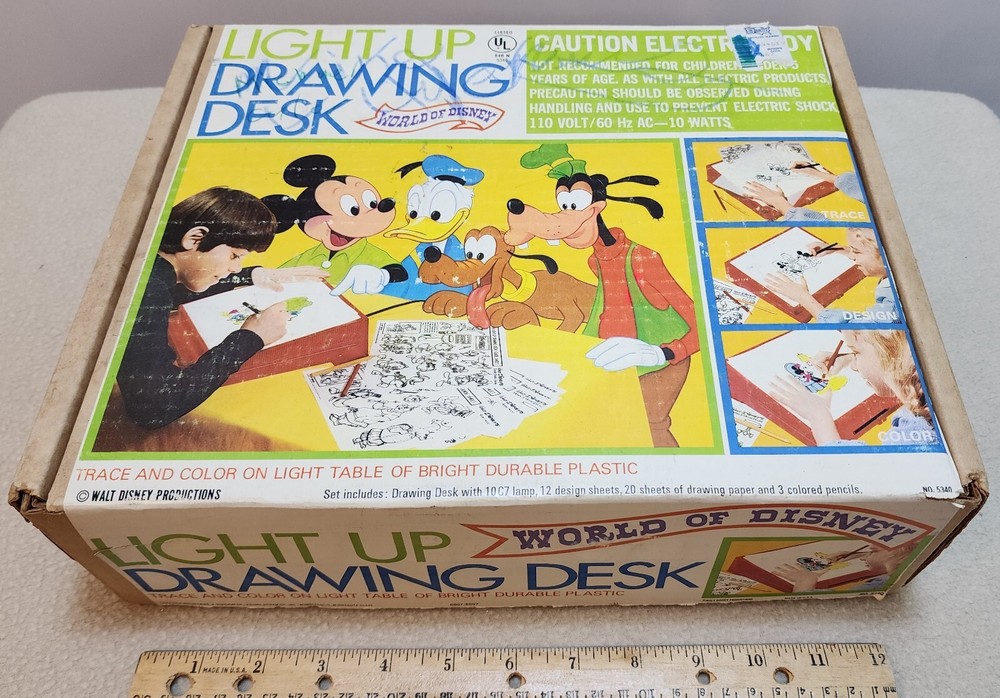 Vintage Disney Light Up Drawing Desk with Original Box #5340 Works