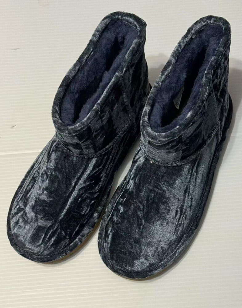 UGG Womens Classic Mini II Blue Velvet Winter Boots Size US6 EU38