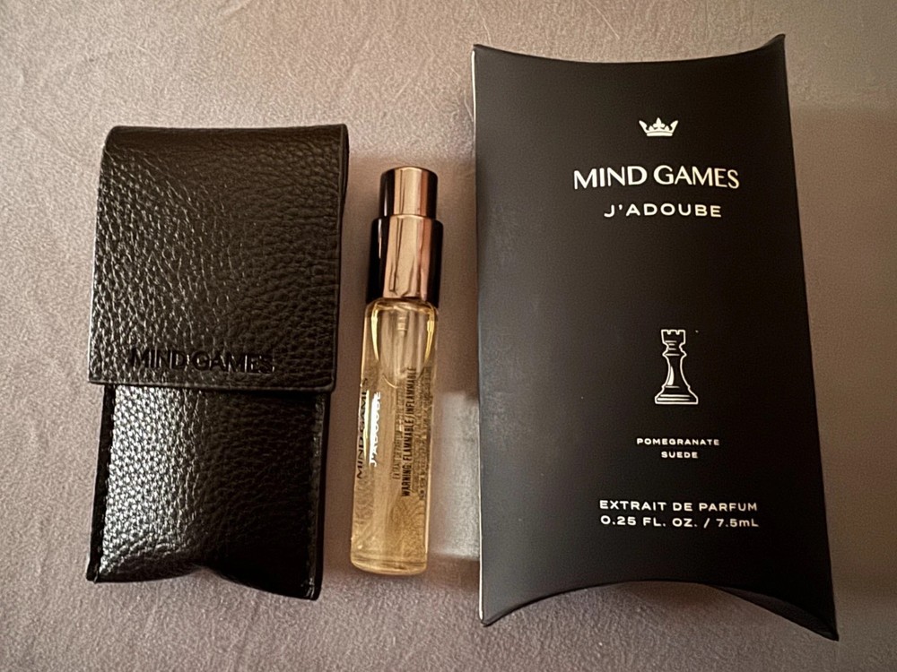 Mind Games J'Adoube Pomegranate Suede Extrait Parfum Spray & Pouch .25oz/7.5ml