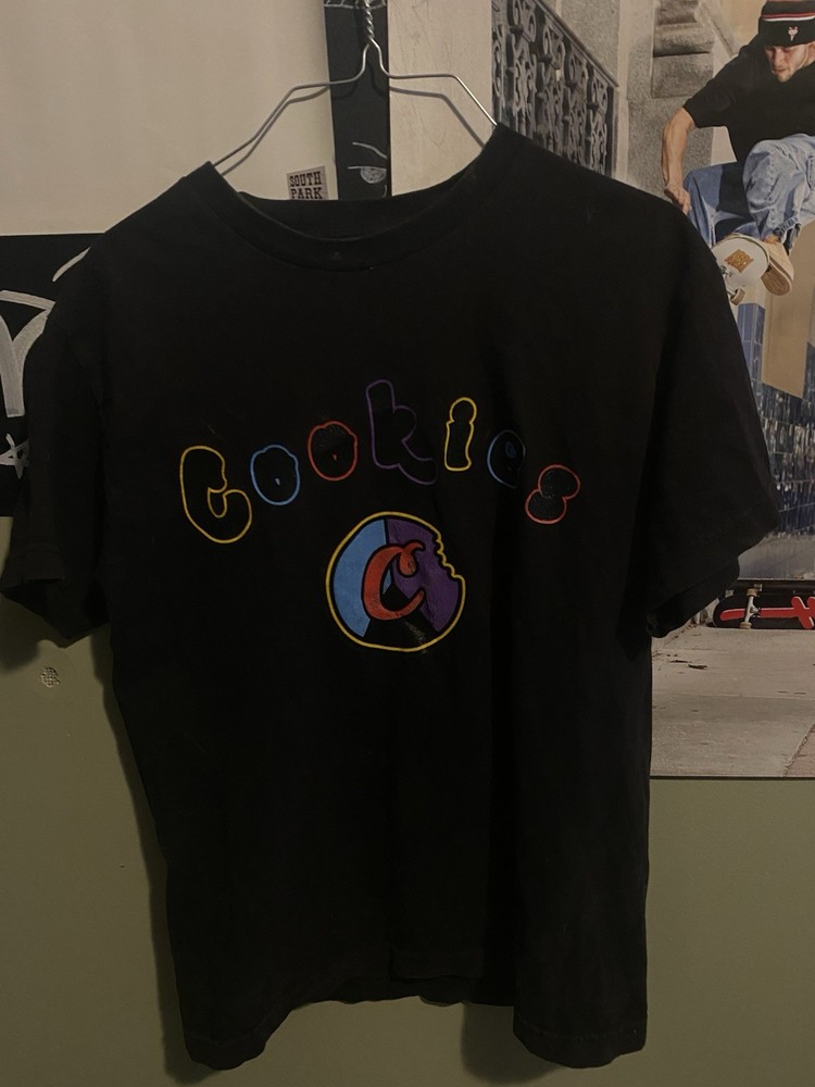 Men's Short Sleeve Cookies T-shirt, Size medium, Black And Multicolor Print