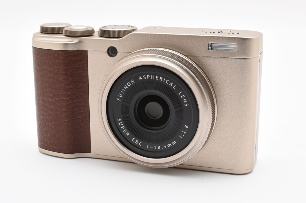 Fujifilm XF10 24.2MP Compact Digital Camera - Imported from Japan