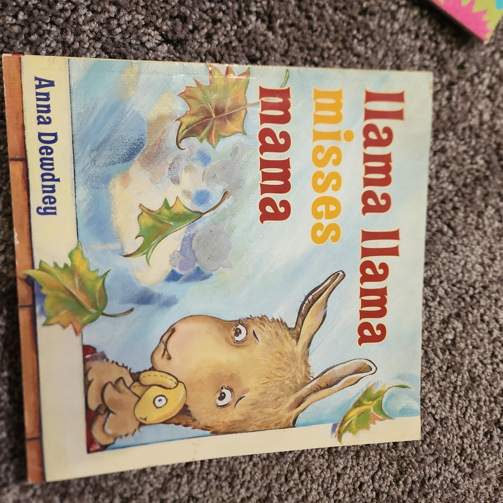 Llama Llama Misses Mama by Anna Dewdney (2009, Hardcover)