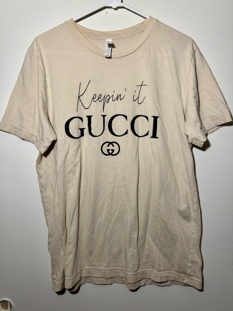 Keepin’ It GUCCI Short Sleeve T Shirt Size Large Cream Color