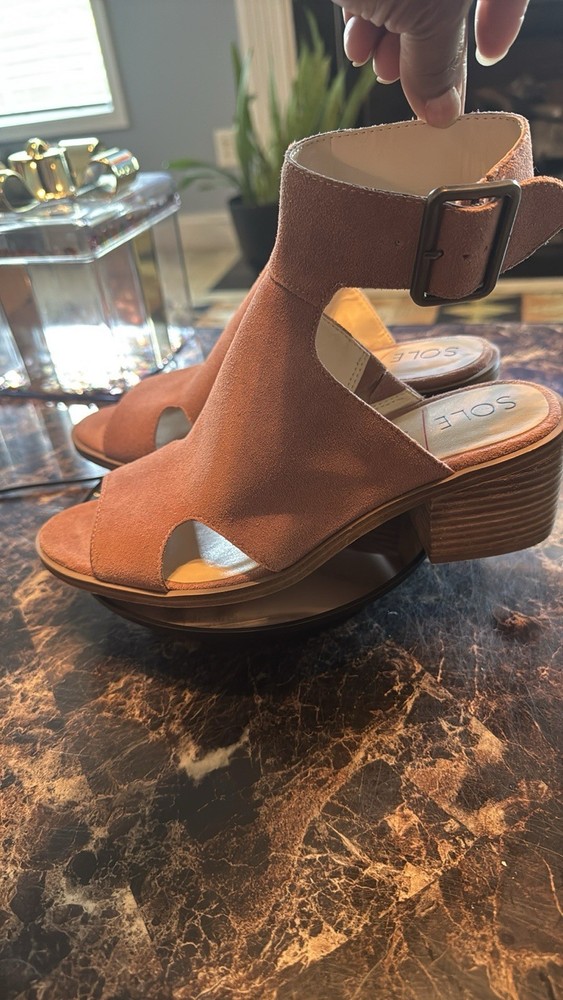 Sole Society Pink Suede Tally Ankle Strap Platform Heels Size 8M