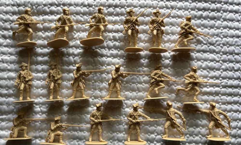 Accurate Loose French/British Infantry 1:32 18 Fig Butterscotch Used VG Rev War-image