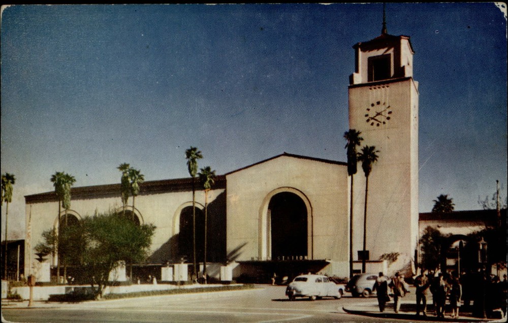 Los Angeles California Union Station 1940s cars Chrome unused vintage postcard