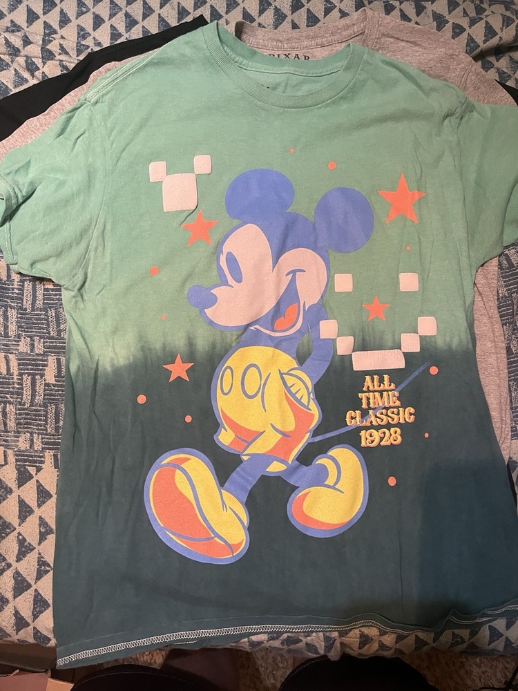 Disney Mickey Mouse Shirt Size Medium