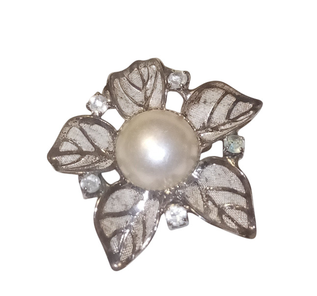 Vintage Faux Pearl Flower Brooch Silver Tone Leaf Pin Rhinestone Floral Jewelry