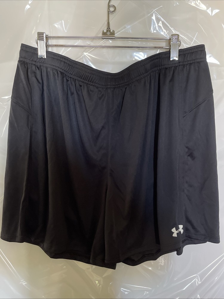 Under Armour 1305838 Women’s Workout Shorts, Black, XL