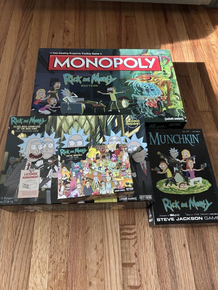 Rick and Morty 4 game Bundle, total Rickall, Munchkin, monopoly And More