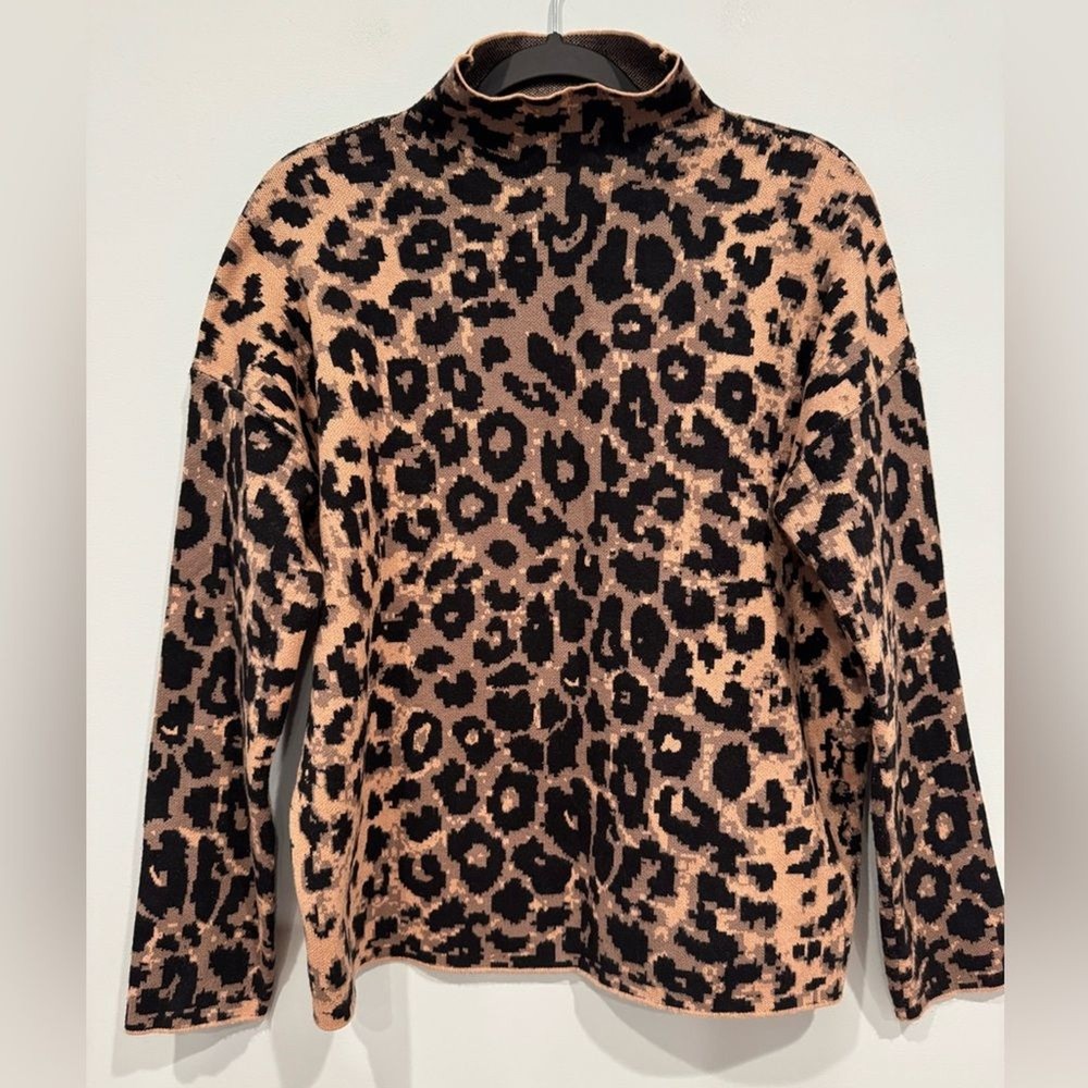Nicole Miller Leopard Print Mock Neck Sweater Size L Knit Top