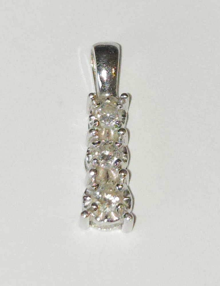 Solid 14K White Gold  Round Brilliant Diamond Estate Drop Pendant