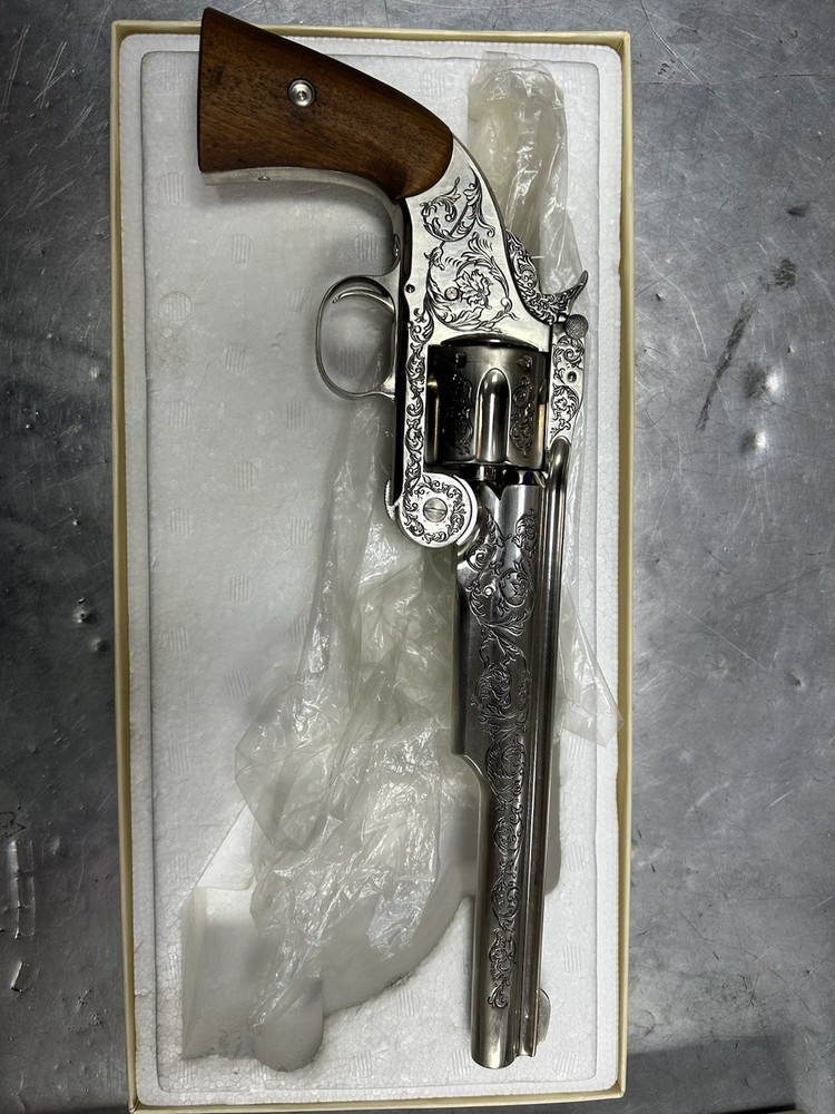 Wyatt Earp Smith & Wesson .44 Non-Firing Replica Franklin Mint #20029