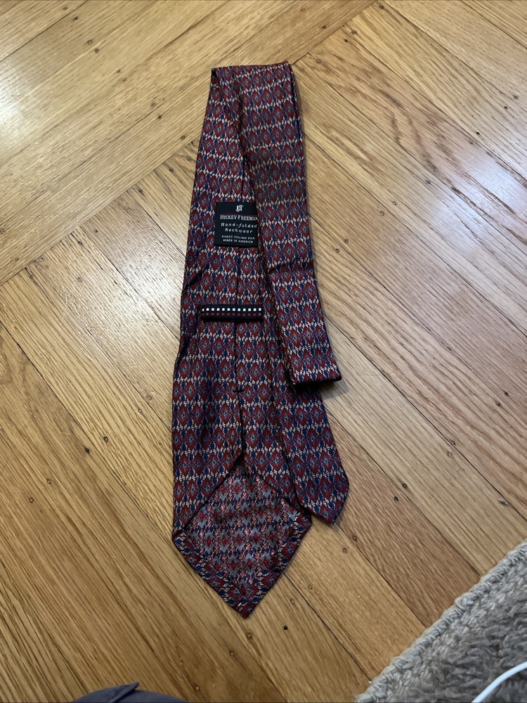 Hickey Freeman Hand Folded Italian Finest Silk Neckwear Time Neck Tie Necktie