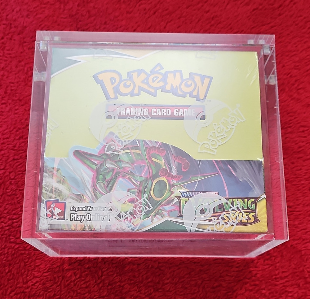 Pokémon TCG Sword & Shield Evolving Skies Booster Box with case. Factory Sealed