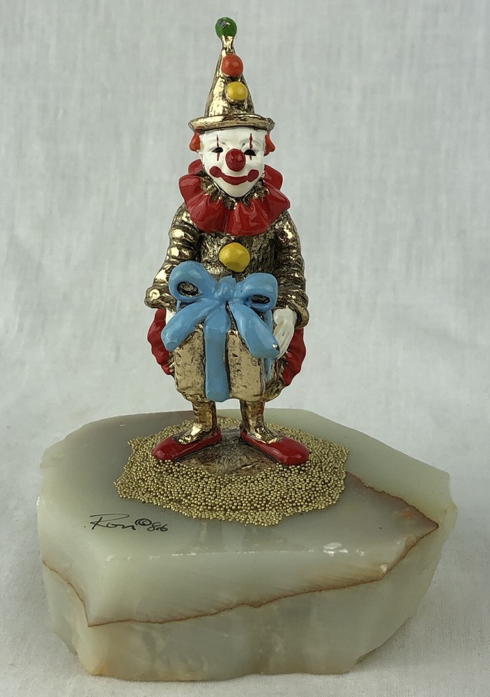 Vintage 1986 Signed Ron Lee Clown Holding Present On Onyx Base