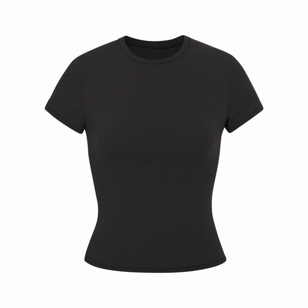 NWT Skims Fits Everybody Short Sleeve T-Shirt