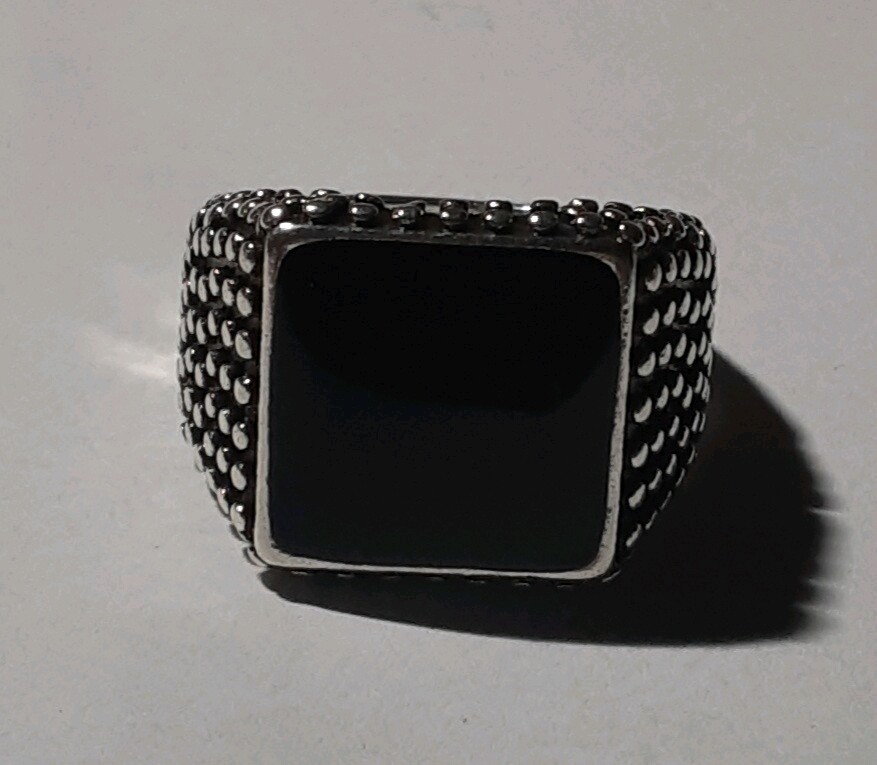 New Mens Stainless Steel Black Onyx Beaded Ring.