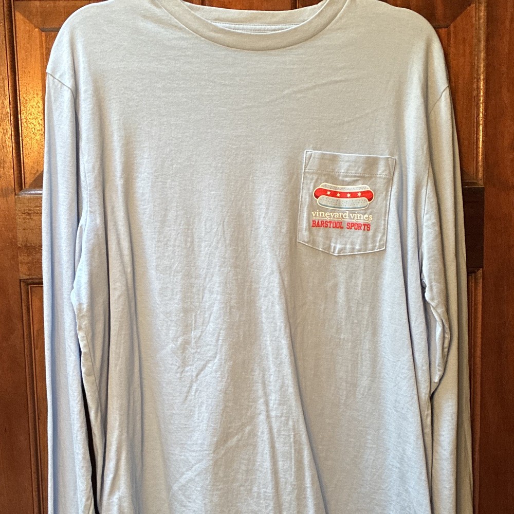 Vineyard Vines Barstool Sports Chicago Mens L Blue Long Sleeve Pocket Tee