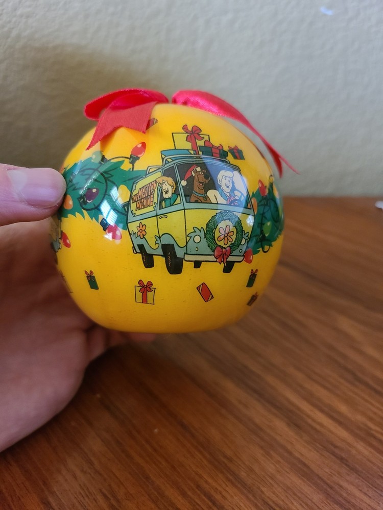 Vintage Christmas Scooby Doo & The Gang Mystery Machine HannaBarbera Ornament