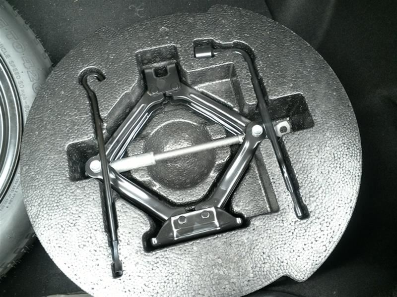 SONATA    2013 Jack 33426871 NO FOAM TRAY NO SPARE TIRE