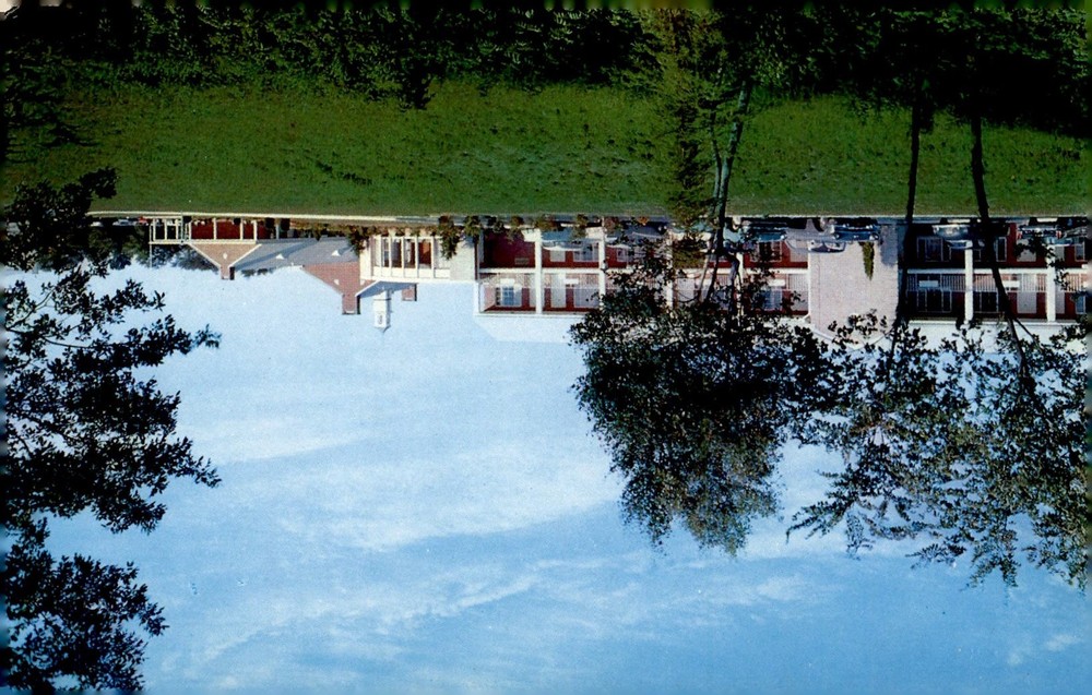 New Haven Motor Inn, Wilbur Cross Parkway, 15, Connecticut Postcard