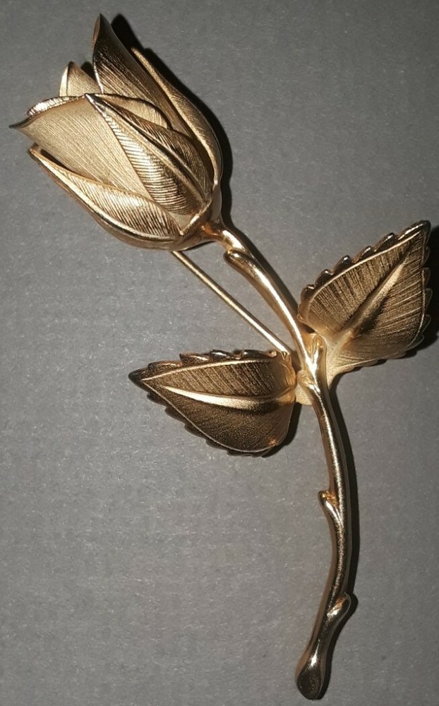 Vintage Signed GIOVONNI  Rose Flower Brooch Pin Gold Tone
